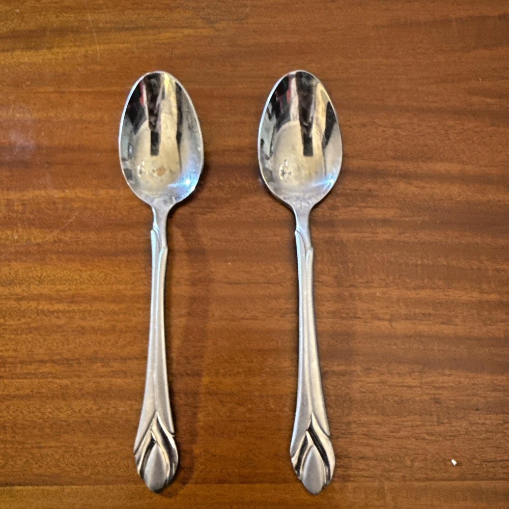 Hampton Silversmiths Stainless China 263 Oval Serving Spoon 8" Floral Set‎ of 2
